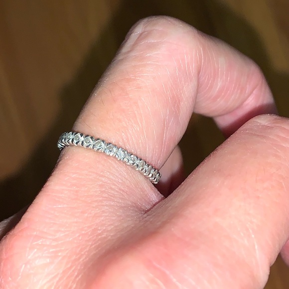 Platinum Ring with Diamonds - Picture 2 of 9